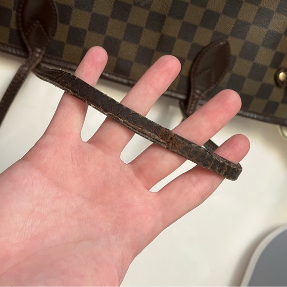 ❌ SOLD ❌Louis Vuitton Damier Ebene MM - Picture 9 of 16